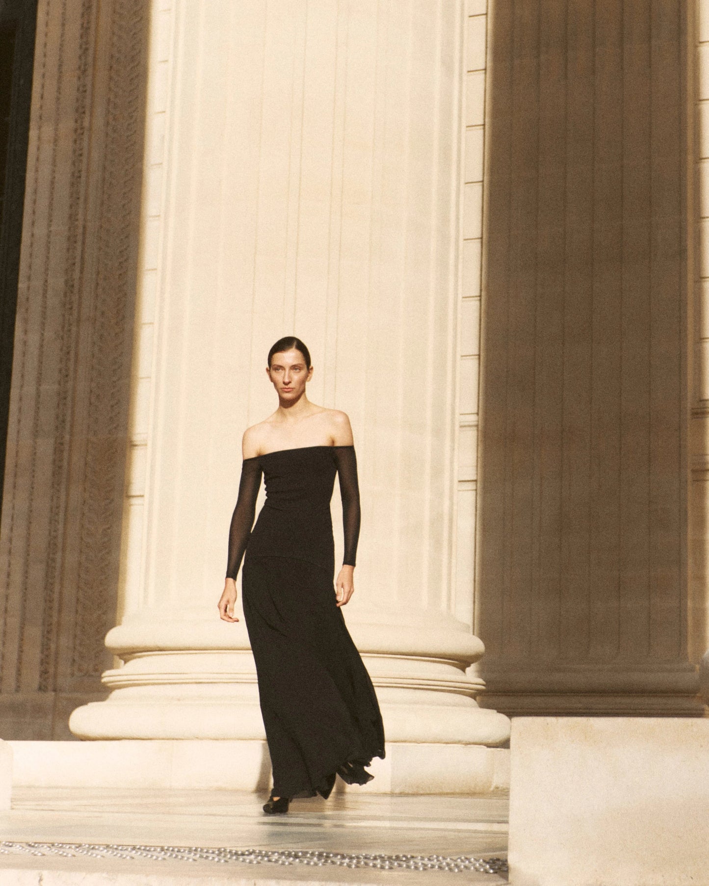 Off the shoulder Flow dress